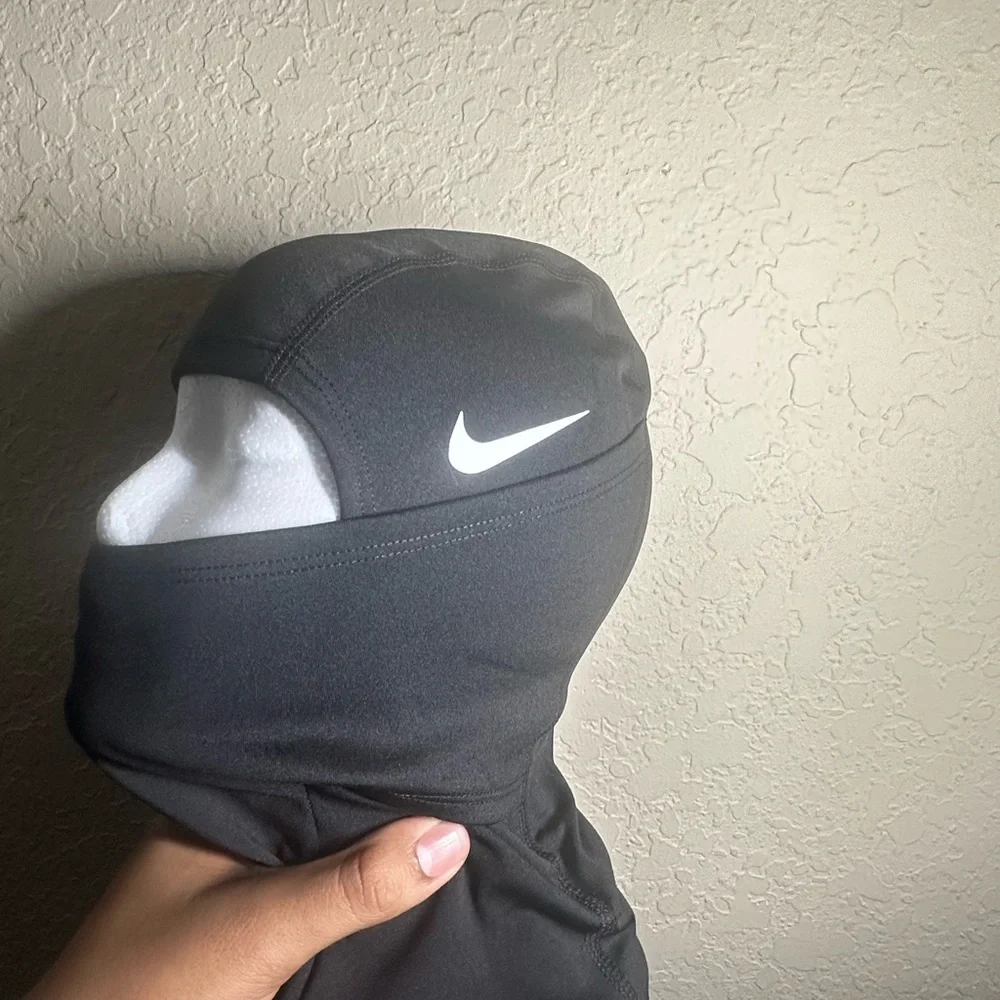 Nike Black Face Mask Essential Accessory